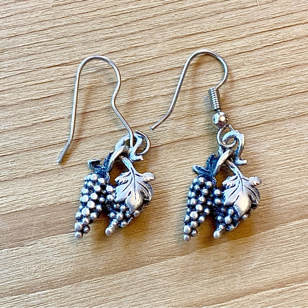 Earrings - Grape Clusters with Leaves - Antiqued Silver - Sparkle - Dangle